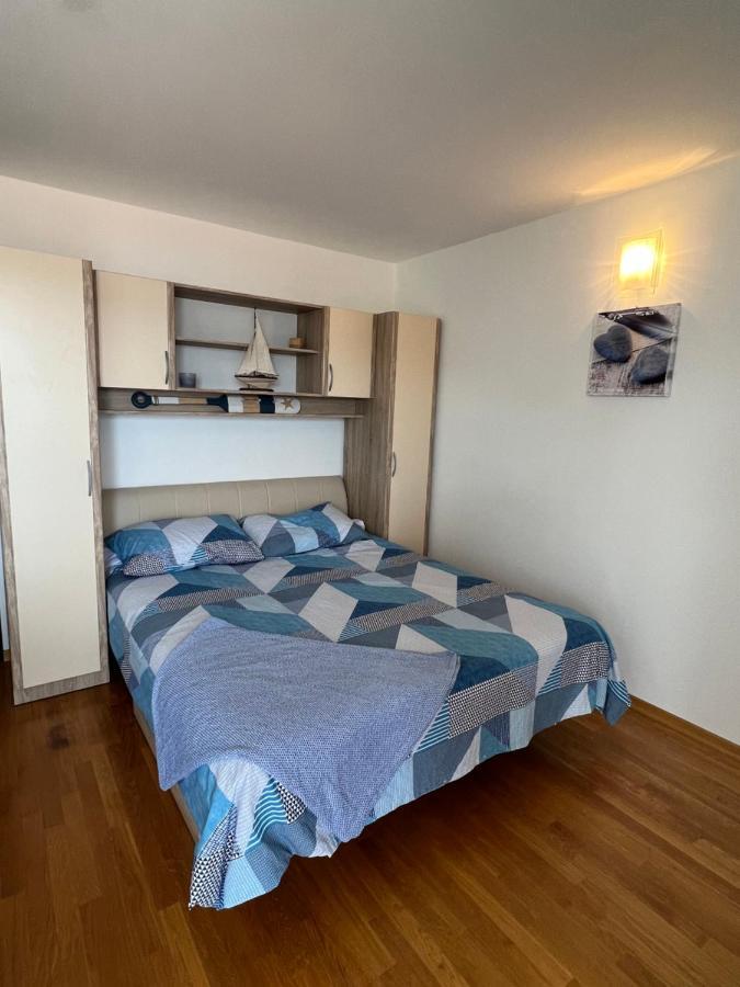 Apartman Center Omiš Extérieur photo
